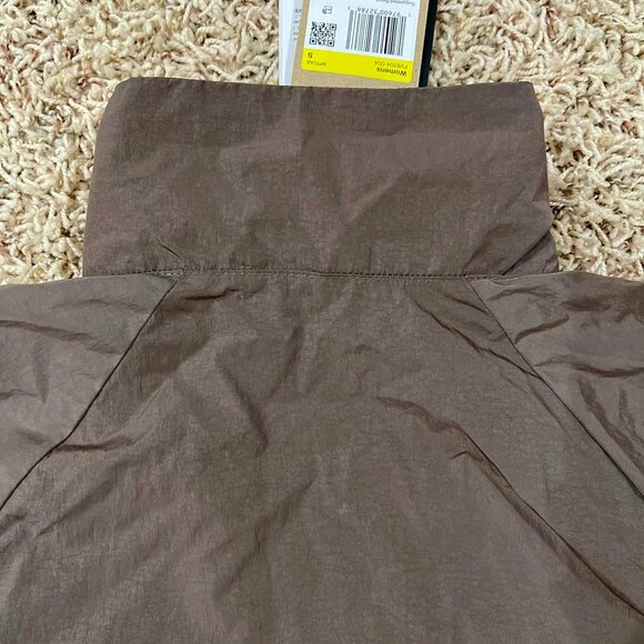 Nike Windrunner Women's Loose UV Woven Full-Zip Jacket FV6304-004, Size S (New) - Picture 10 of 14